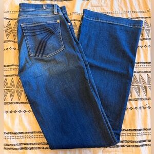 7 For All Mankind Dark Wash Dojo Jeans sz 27